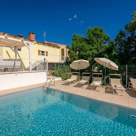 Vista Mare 度假居